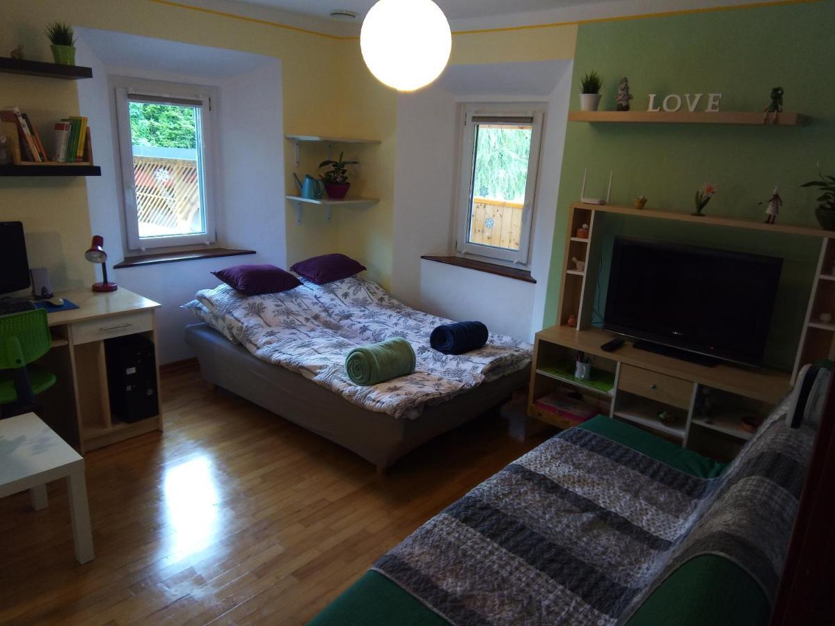 Tomas Old House - River Apartments Visoko  المظهر الخارجي الصورة