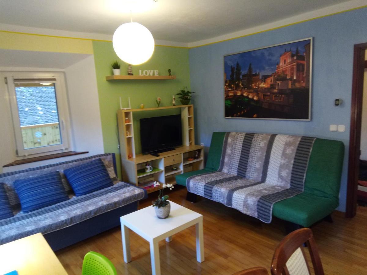 Tomas Old House - River Apartments Visoko  المظهر الخارجي الصورة